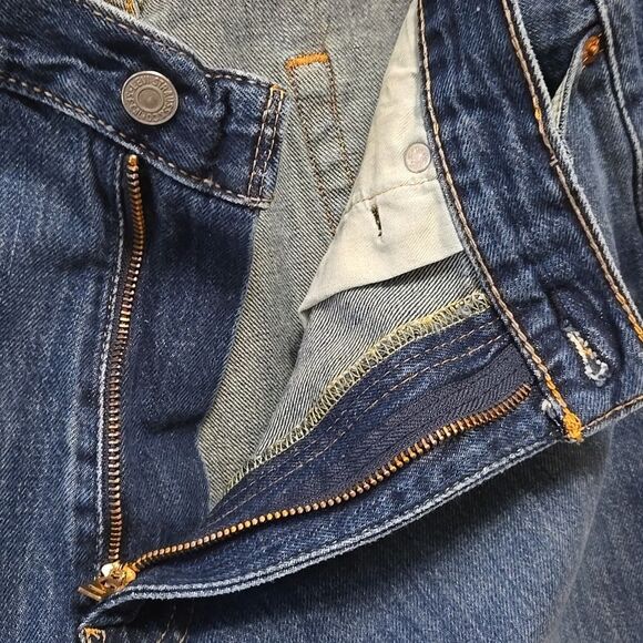 Levi's Men's 469 Loose Fit Jean Shorts 90s Size 33 Ling Inseam 12" Medium Wash - Picture 11 of 15